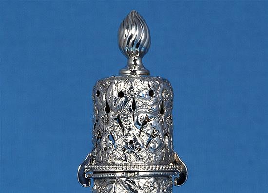 A Victorian silver sugar caster, by Nathan & Hayes, Height 200mm Weight: 4.6oz/145grms